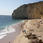 Al Gharb 아파트 *